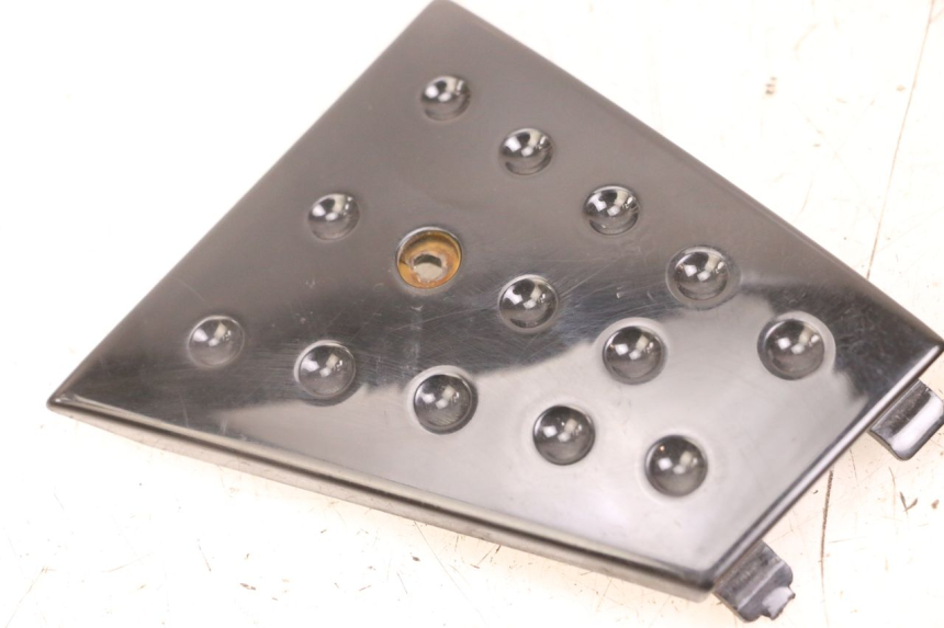 photo de FOOTREST JUNCTION PIAGGIO XEVO - X EVO 125 (2007 - 2017) - Alternative perspective