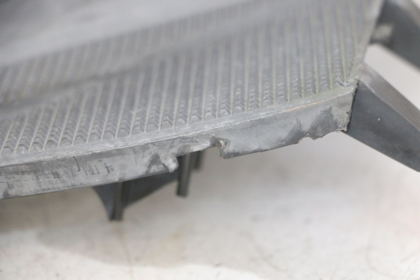 photo de MIDDLE FLOOR PANEL YAMAHA YP MAJESTY 125 (2007 - 2010) - Checked used part