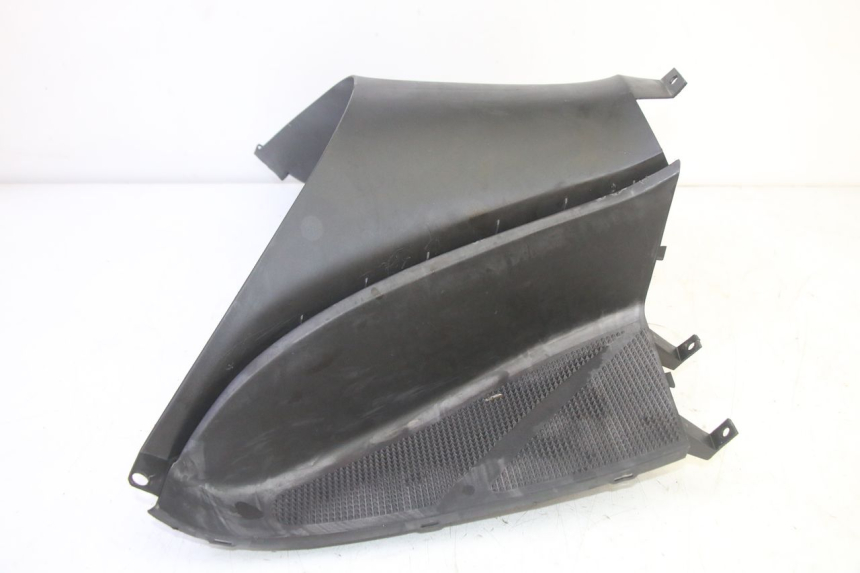 photo de MIDDLE FLOOR PANEL YAMAHA YP MAJESTY 125 (2002 - 2006) - Component detail