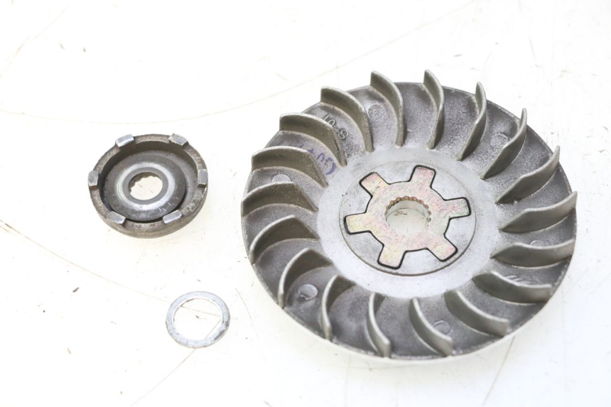 photo de VARIATOR PULLEY PLATE VASTRO GP 2T 50 (2013 - 2017) - Main view