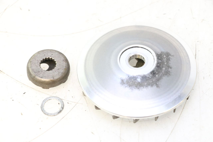 photo de VARIATOR PULLEY PLATE VASTRO GP 2T 50 (2013 - 2017) - Alternative perspective