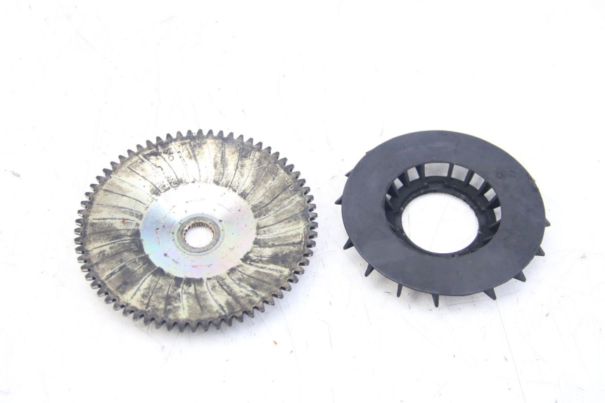 photo de FIXED PLAY PIAGGIO VESPA S 2T 50 (2007 - 2014) - Zoom on usage condition