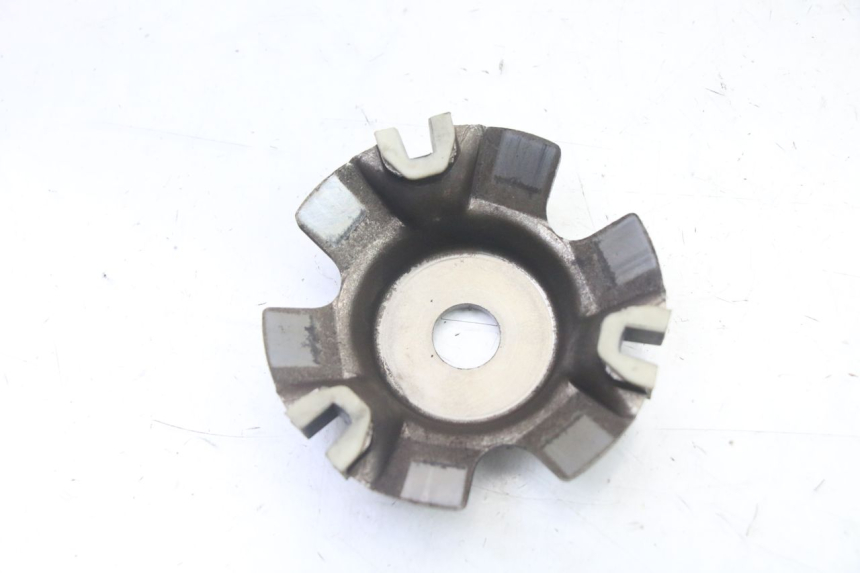 photo de VARIATOR BACK PLATE PEUGEOT VIVACITY 125 (2010 - 2017) - Alternative perspective