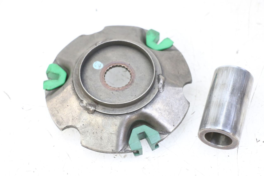 photo de VARIATOR BACK PLATE PIAGGIO VESPA GRANTURISMO 200 (2004 - 2005) - Main view