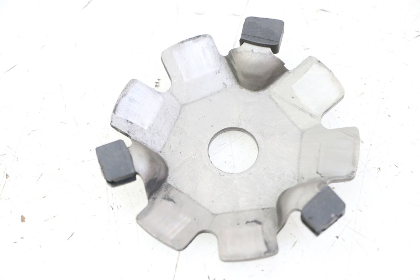 photo de VARIATOR BACK PLATE SYM ORBIT III 3 4T 50 (2018 - 2021) - Technical close-up