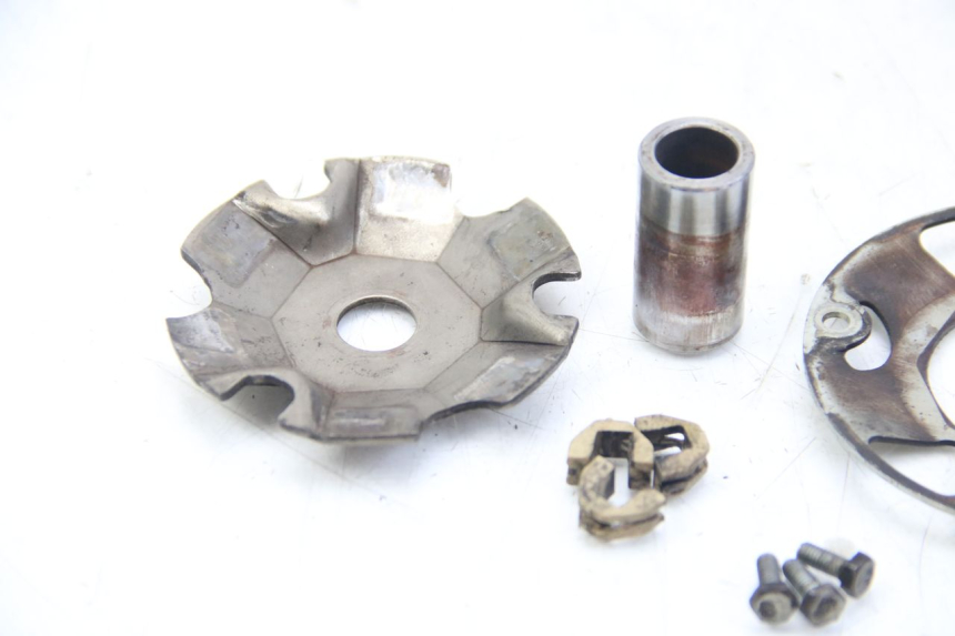 photo de SWINGARM PEUGEOT V-CLIC VCLIC 50 (2007 - 2013) - Zoom on usage condition