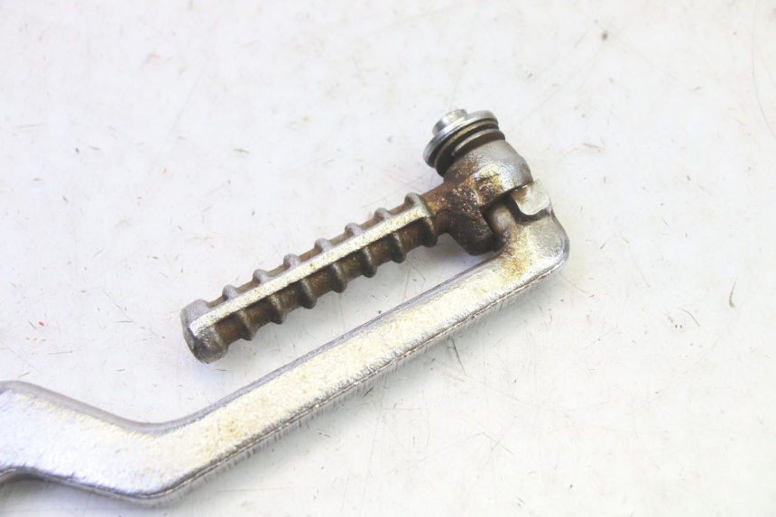 photo de KICK START KYMCO GRAND DINK 125 (2002 - 2007) - Zoom on usage condition