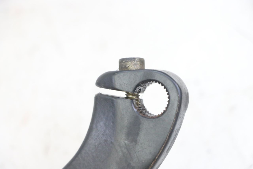 photo de KICK START PEUGEOT JET FORCE CARBU 50 (2003 - 2016) - Zoom on usage condition