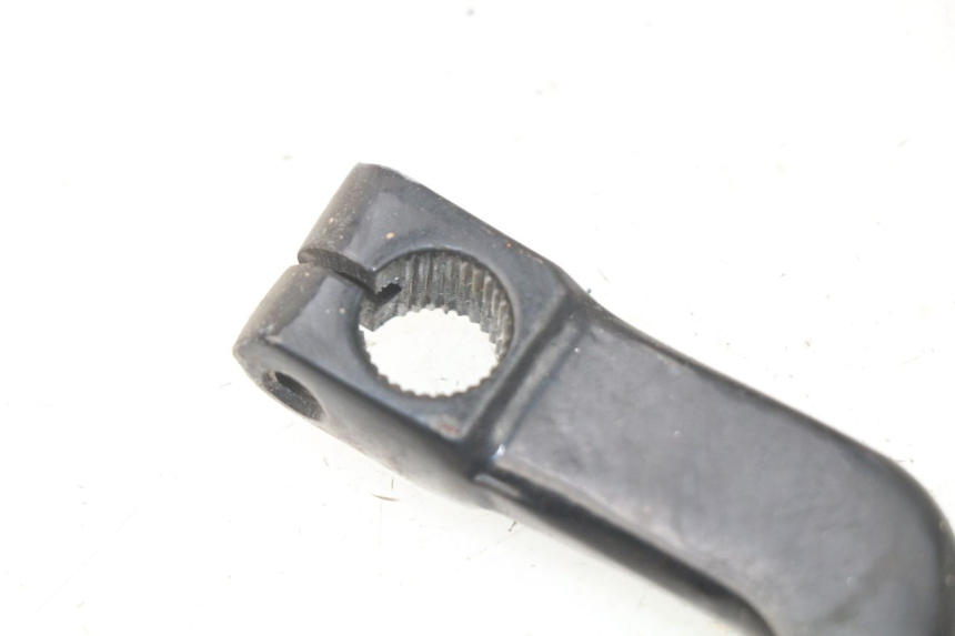 photo de KICK START SYM ORBIT 2 4T 50 (2008 - 2017) - Zoom on usage condition