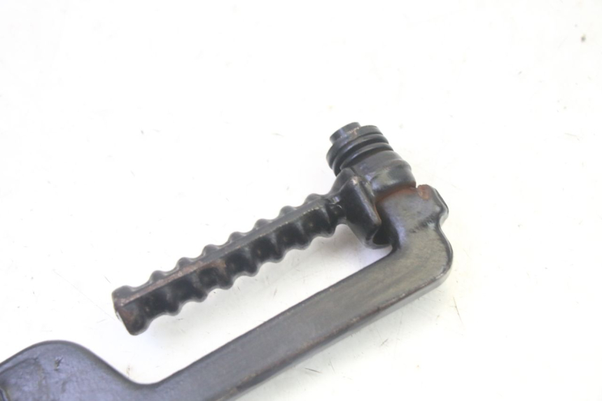 photo de KICK START PEUGEOT VIVACITY NEW 4T 50 (2008 - 2017) - Zoom on usage condition