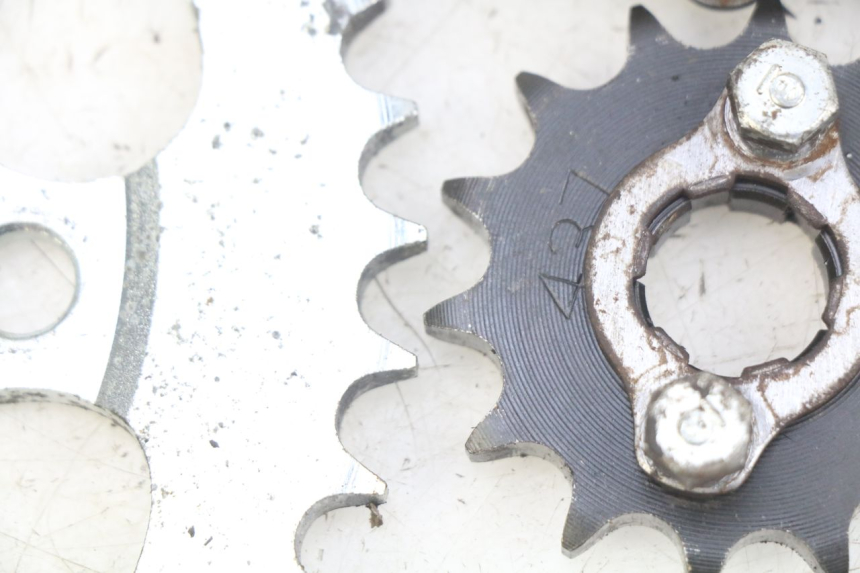 photo de CHAIN KIT HONDA CM 125 (1983 - 2003) - Zoom on usage condition