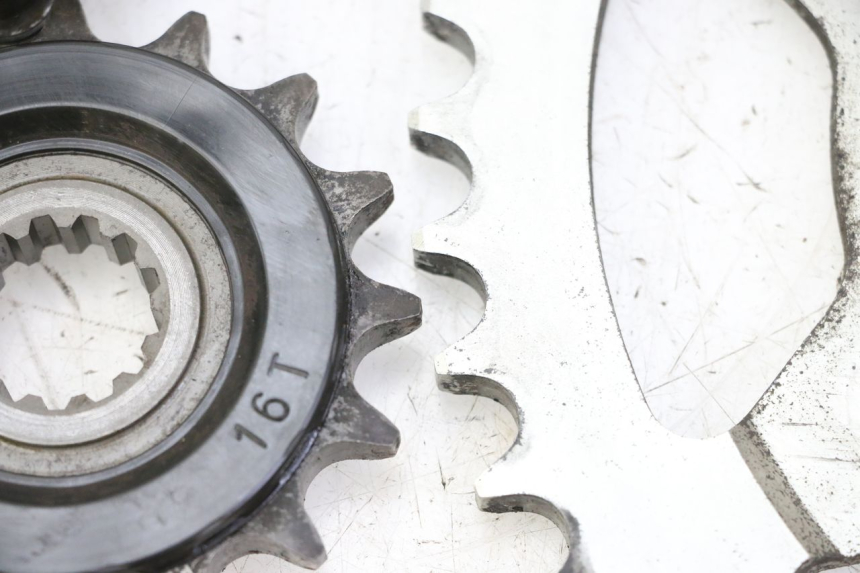 photo de CHAIN SPROCKET KIT YAMAHA FZ6 FAZER S2 600 (2007 - 2011) - Component detail