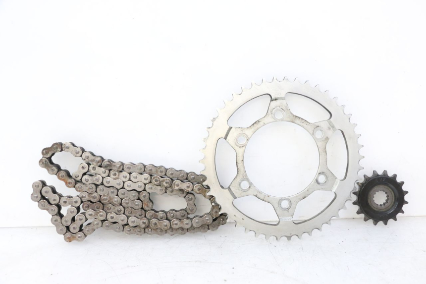 photo de CHAIN SPROCKET KIT YAMAHA FZ6 FAZER S2 600 (2007 - 2011) - Distinctive features