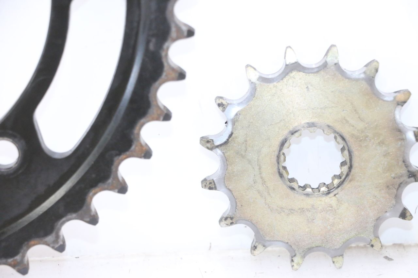 photo de CHAIN SPROCKET KIT KAWASAKI GPX F ZX750F 750 (1986 - 1990) - Checked used part