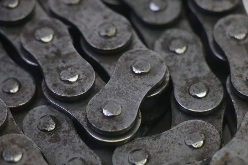 photo de CHAIN SPROCKET KIT KAWASAKI GPZ RX 1000 (1986 - 1988) - Fixing points details