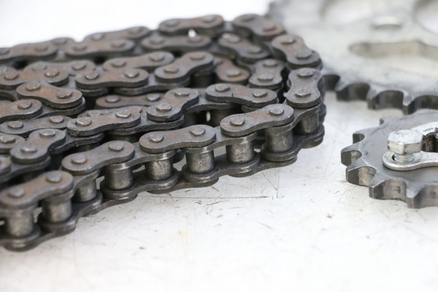 photo de CHAIN SPROCKET KIT KIDEN KD125-G 125 (2018 - 2022) - Alternative perspective