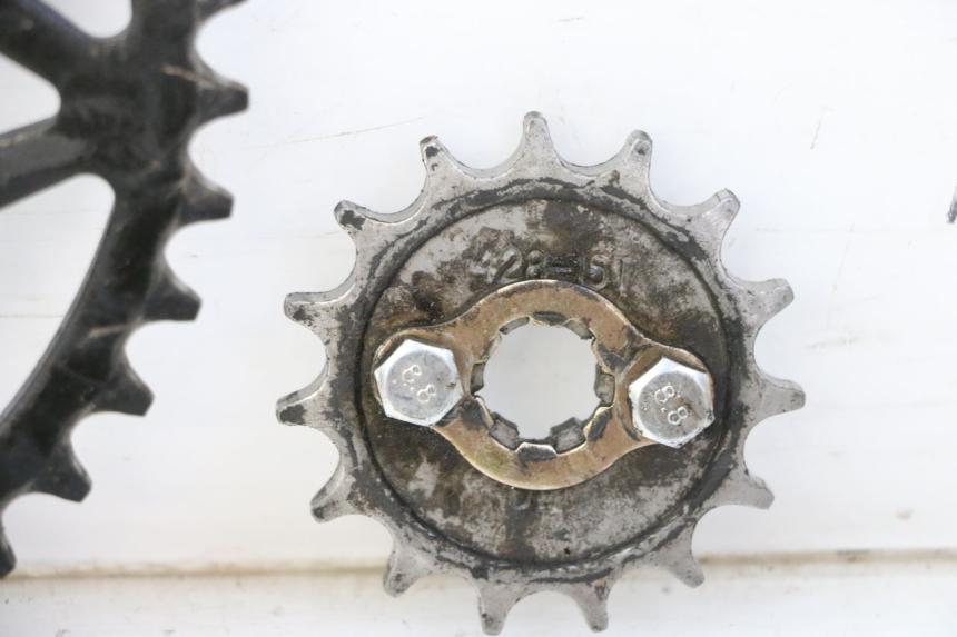 photo de CHAIN SPROCKET KIT APOLLO RFZ 125 - Surface and material condition