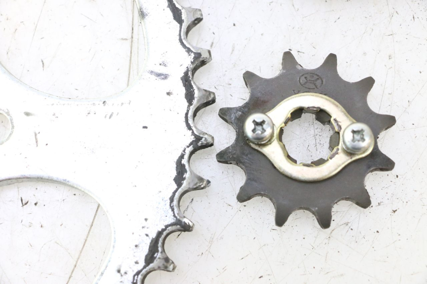 photo de CHAIN SPROCKET KIT YAMASAKI STREET 50 (2013 - 2018) - Component detail