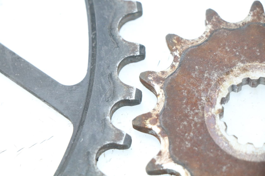 photo de CHAIN SPROCKET KIT SUZUKI SV S ABS 650 (2003 - 2009) - Zoom on usage condition