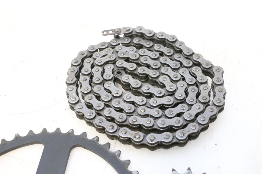 photo de CHAIN SPROCKET KIT HONDA XLV VARADERO 125 (2007 - 2012) - Technical close-up