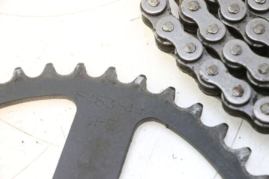 photo de CHAIN SPROCKET KIT HONDA XLV VARADERO 125 (2007 - 2012) - Fixing points details