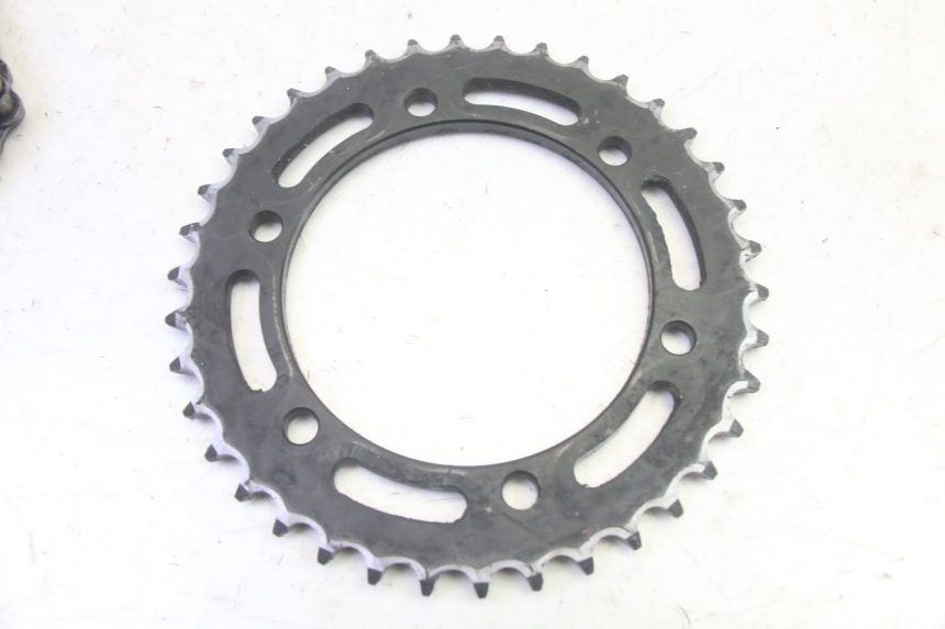 photo de CHAIN SPROCKET KIT KAWASAKI ZR 7 750 (1999 - 2004) - Component detail