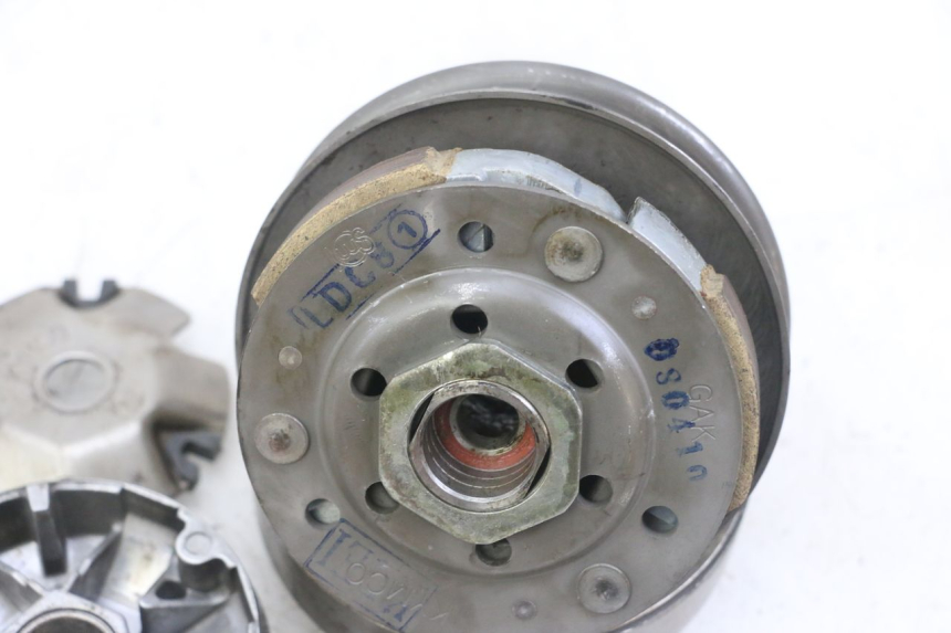 photo de CLUTCH VARIATOR KIT KYMCO AGILITY 4T 50 (2005 - 2018) - Additional view of the item