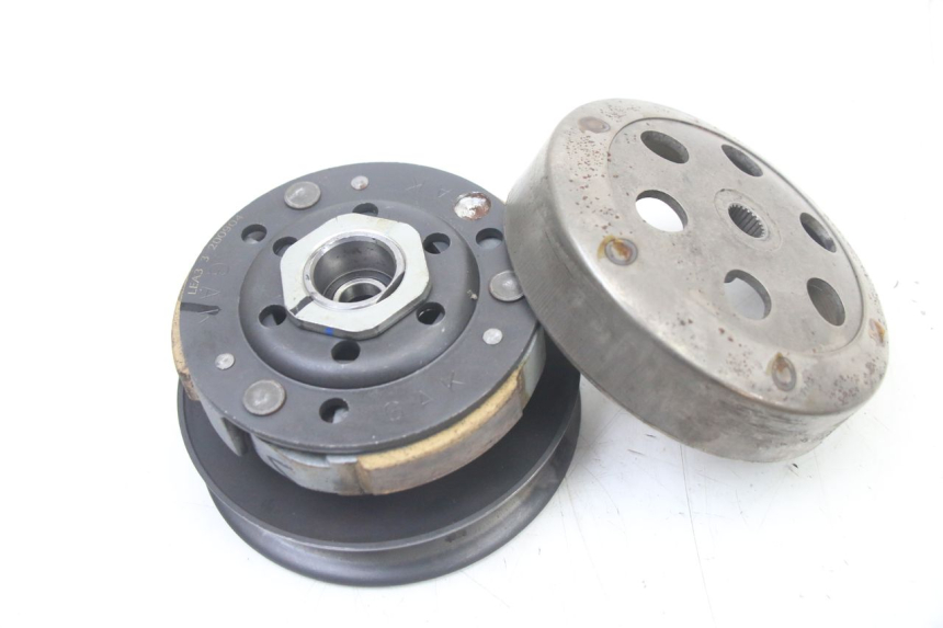 photo de CLUTCH VARIATOR KIT KYMCO AGILITY 4T 50 (2018 - 2022) - Zoom on usage condition