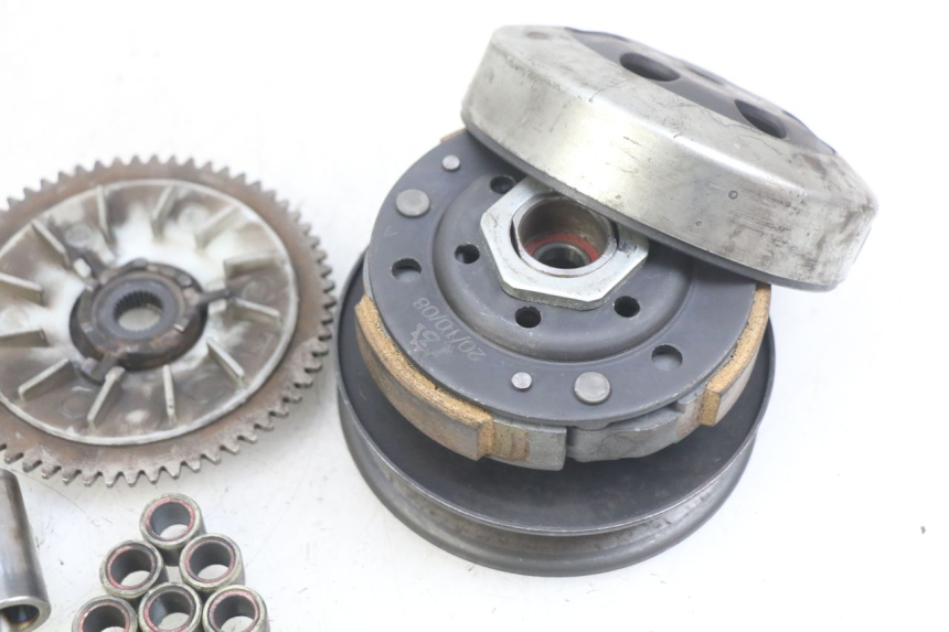photo de CLUTCH VARIATOR KIT UNIVERSAL BIKE RETRO 50 (2019 - 2023) - Checked used part