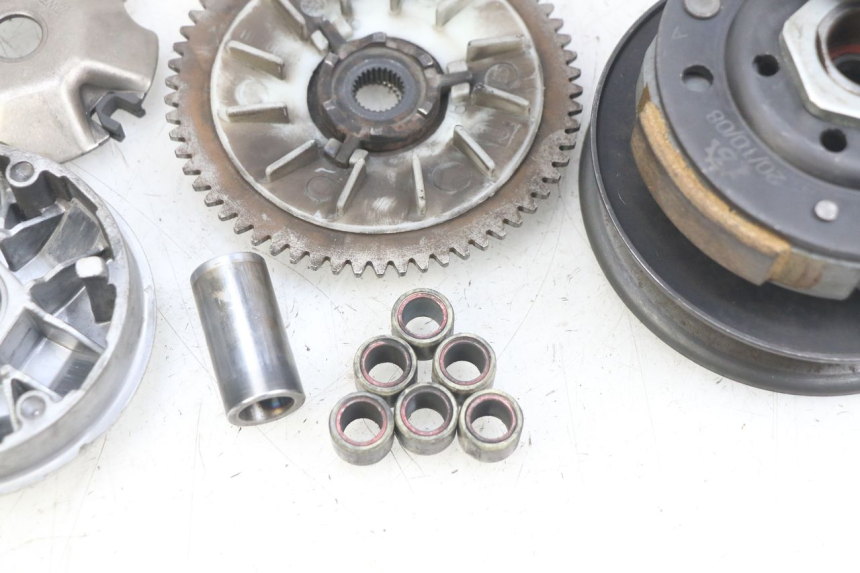 photo de CLUTCH VARIATOR KIT UNIVERSAL BIKE RETRO 50 (2019 - 2023) - Markings and original references