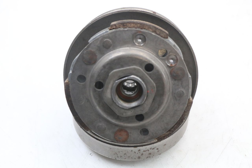 photo de CLUTCH VARIATOR KIT BAOTIAN TRAVEL SPIRIT 50 (2010 - 2012) - Fixing points details