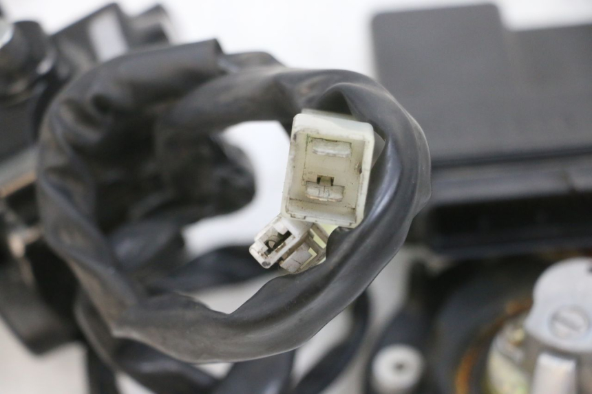 photo de LOCK KEY CDI IGNITION SWITCH KIT YAMAHA FJR ABS 1300 (2006 - 2012) - Component detail