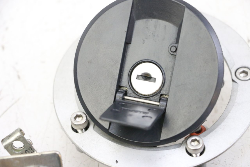 photo de LOCK SET KEY ECU SUZUKI GSR 750 (2011 - 2017) - Used quality zoom