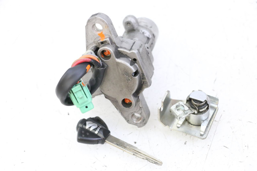 photo de LOCK SET KEY ECU SUZUKI GSR 750 (2011 - 2017) - Product overview