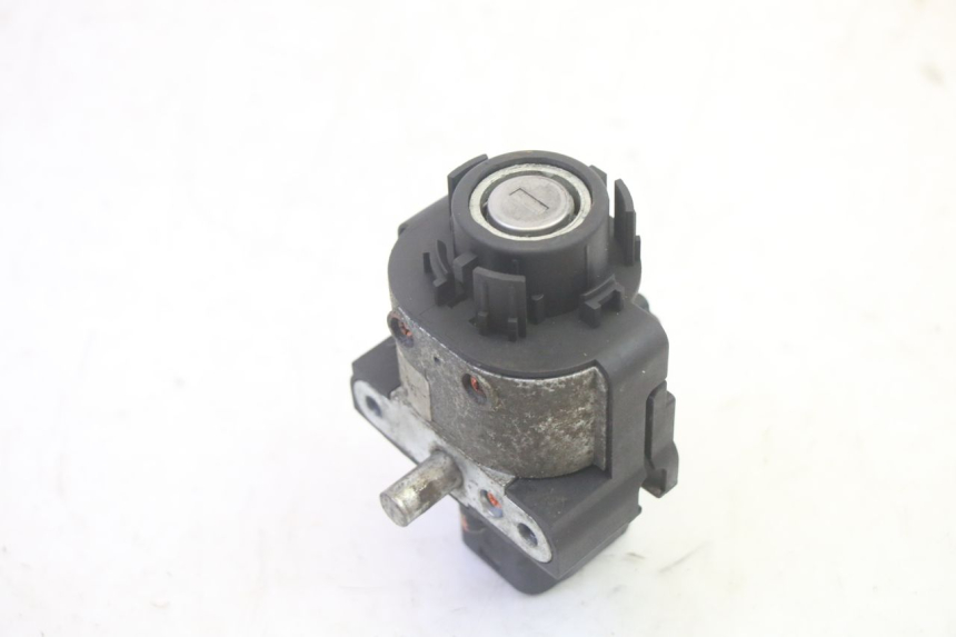 photo de LOCK SET KEY ECU PIAGGIO MP3 RL 250 (2006 - 2010) - Additional view of the item