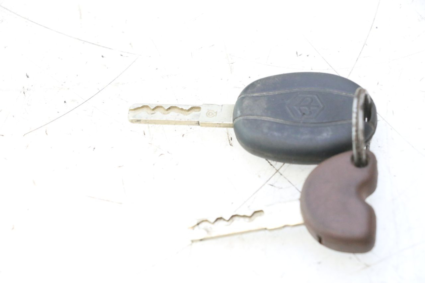 photo de LOCK SET KEY ECU PIAGGIO MP3 500 (2016 - 2018) - Component detail