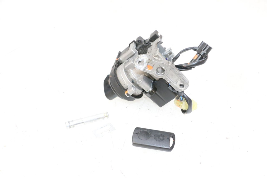 photo de LOCK SET KEY ECU YAMAHA NEO'S CORE 1 (2022 - 2026) - Alternative perspective