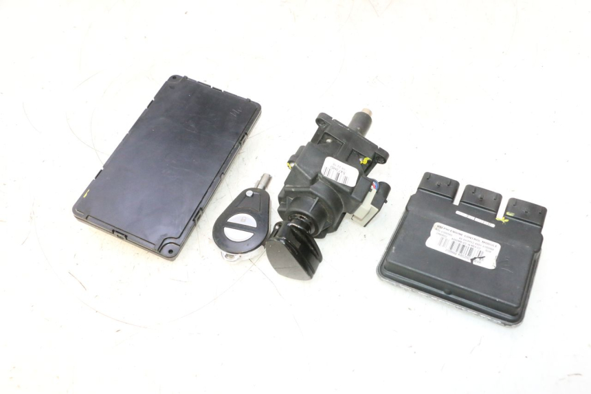 photo de LOCK SET KEY ECU HARLEY DAVIDSON ROAD GLIDE FLTRXSE 1920 (2018 - 2022) - Component detail