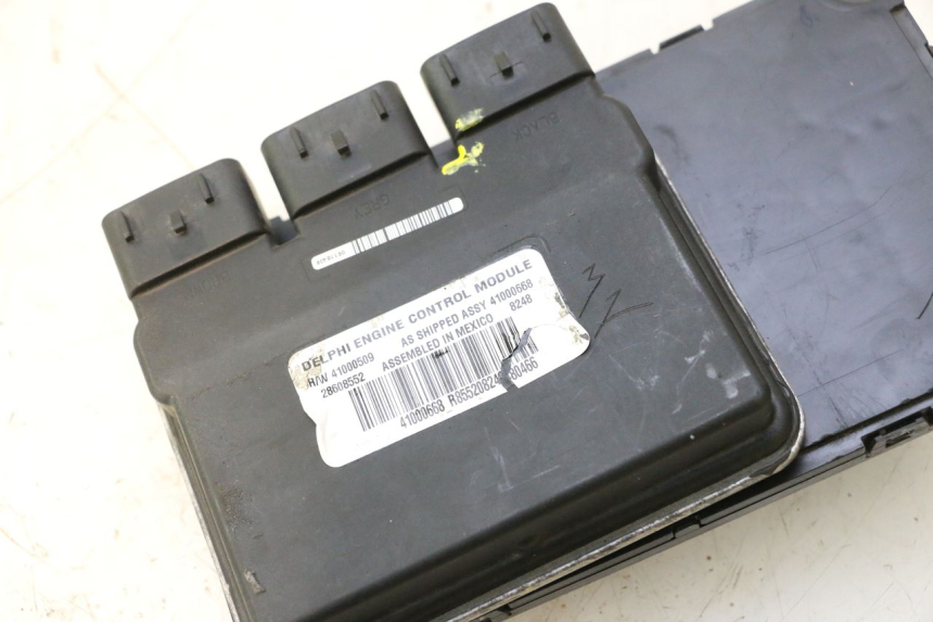 photo de LOCK SET KEY ECU HARLEY DAVIDSON ROAD GLIDE FLTRXSE 1920 (2018 - 2022) - High-resolution close-up