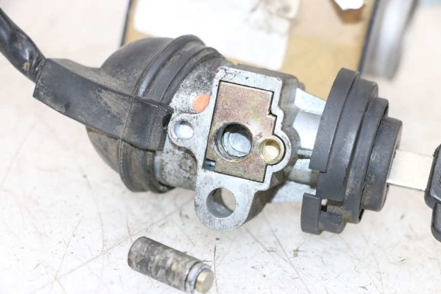 photo de LOCK SET KEY ECU PEUGEOT SATELIS 125 (2013 - 2018) - Supplementary product photo