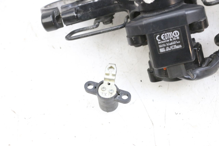 photo de LOCK KEY CDI IGNITION SWITCH KIT YAMAHA TDM ABS 900 (2002 - 2014) - Markings and original references