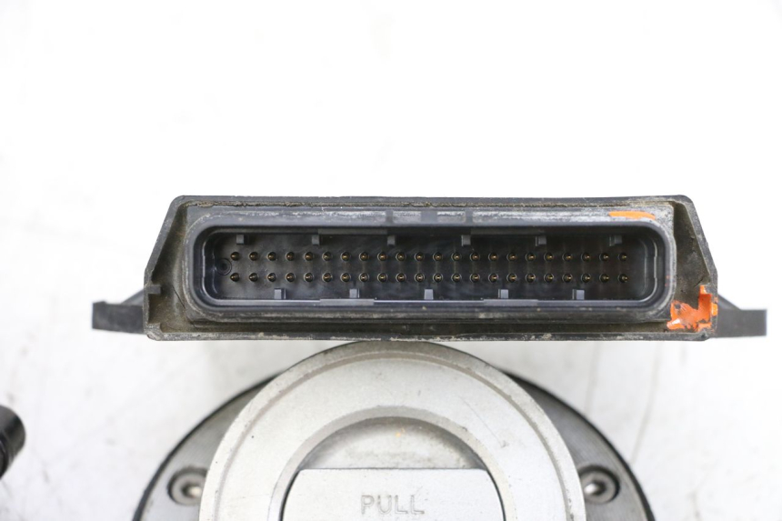 photo de LOCK SET KEY ECU YAMAHA TDM ABS 900 (2002 - 2014) - Focus on structure