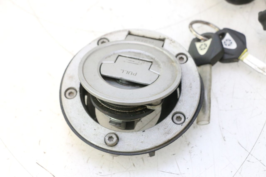 photo de LOCK SET KEY ECU YAMAHA TDM ABS 900 (2002 - 2014) - Supplementary product photo