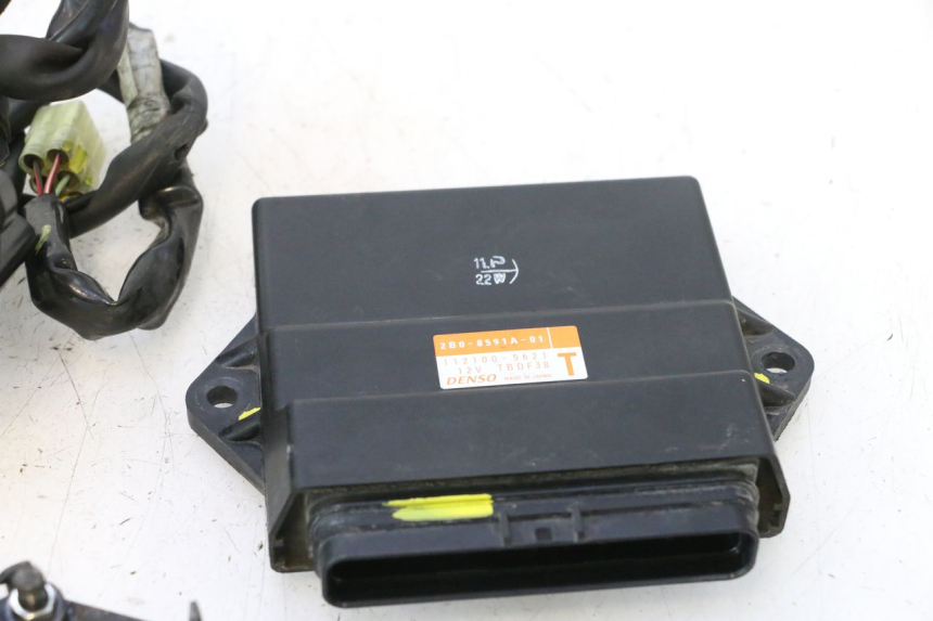 photo de LOCK SET KEY ECU YAMAHA TDM ABS 900 (2002 - 2014) - Technical close-up