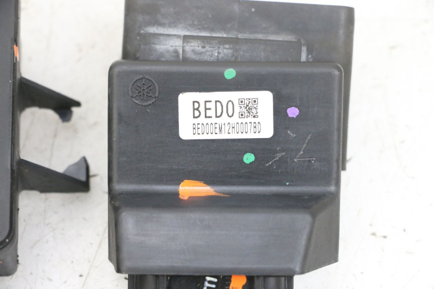 photo de LOCK SET KEY ECU YAMAHA TRICITY 300 (2020 - 2024) - Component zoom