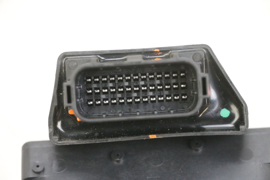 photo de LOCK SET KEY ECU YAMAHA TRICITY 300 (2020 - 2024) - Technical close-up