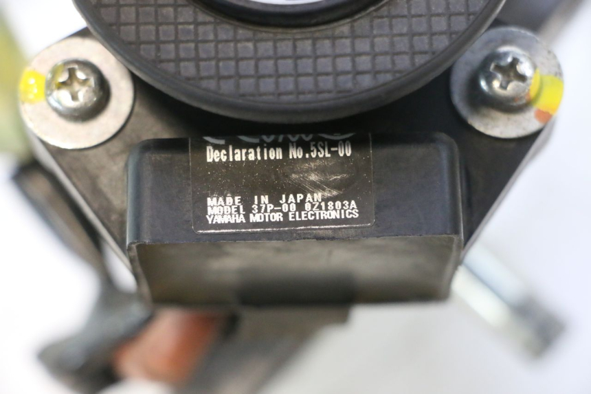 photo de LOCK KEY CDI IGNITION SWITCH KIT YAMAHA X-MAX XMAX 125 (2010 - 2013) - Detailed visual inspection