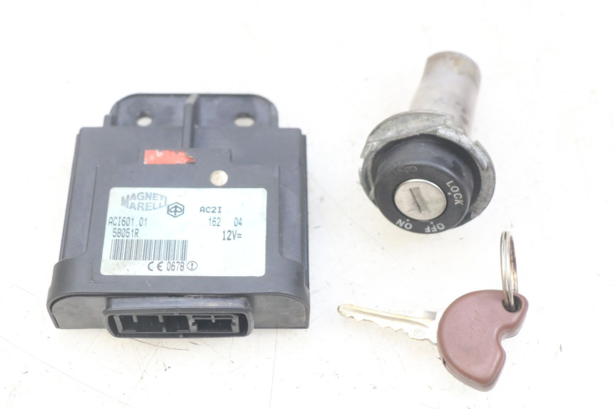 photo de LOCK KEY CDI IGNITION SWITCH KIT PIAGGIO X9 EVOLUTION 125 (2003 - 2007) - Main view