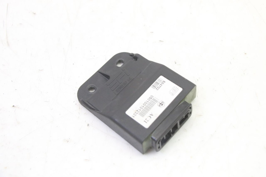 photo de LOCK KEY CDI IGNITION SWITCH KIT PIAGGIO X9 EVOLUTION 125 (2003 - 2007) - Technical close-up