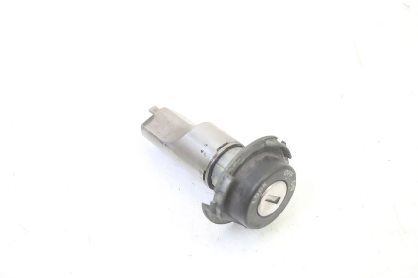 photo de LOCK KEY CDI IGNITION SWITCH KIT PIAGGIO X9 EVOLUTION 125 (2003 - 2007) - Technical close-up